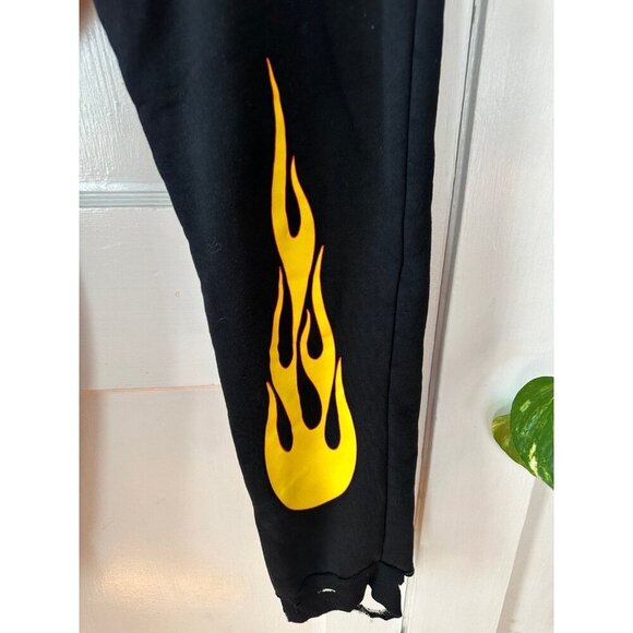 Fashion Nova women’s size large fire pants *damage - Picture 3 of 12